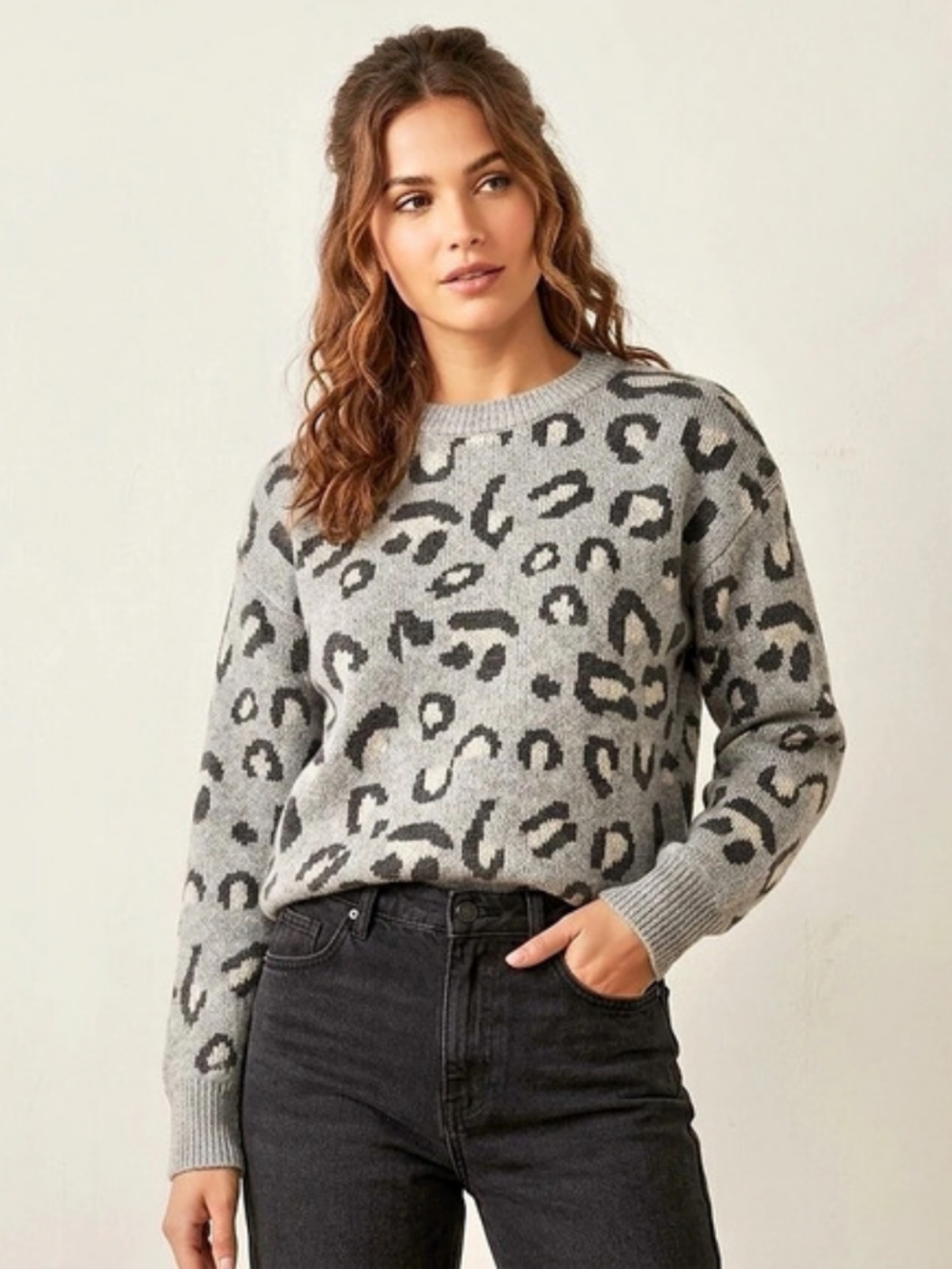 Kendall & Kylie Gray Leopard Print Crewneck Knit Sweater Grey Black - Size S